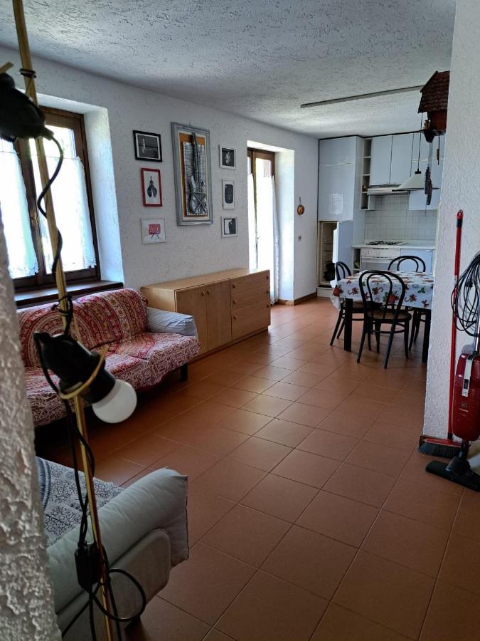 Ferienwohnung Casa Bianca Malè Exterior foto